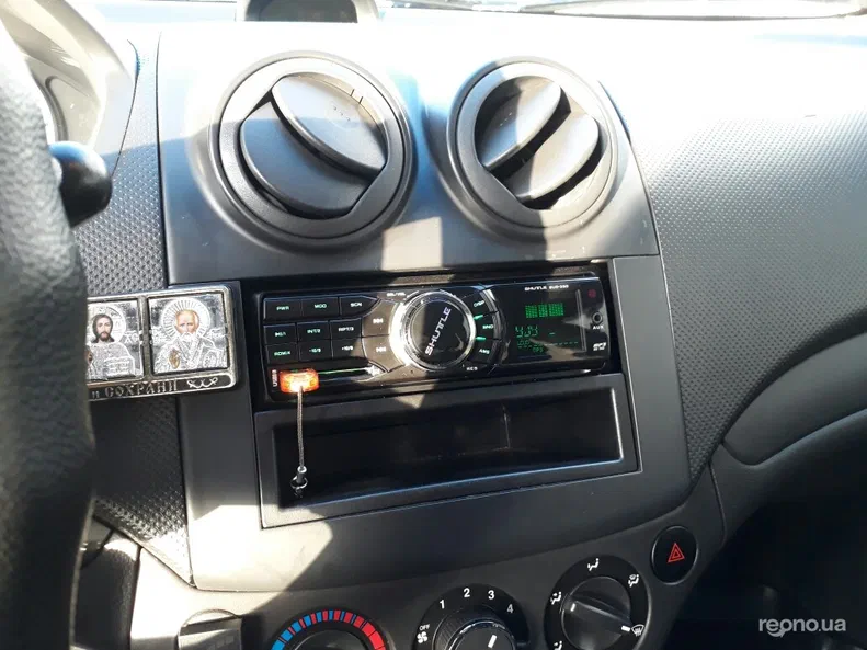 Chevrolet Aveo 2011 - 10