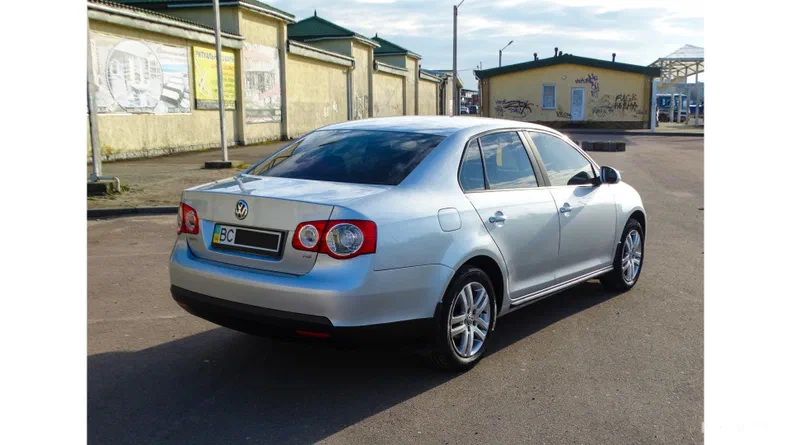 Volkswagen Jetta 2007 - 5