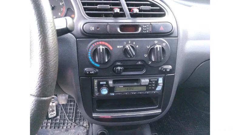 Daewoo Lanos 2004 - 11