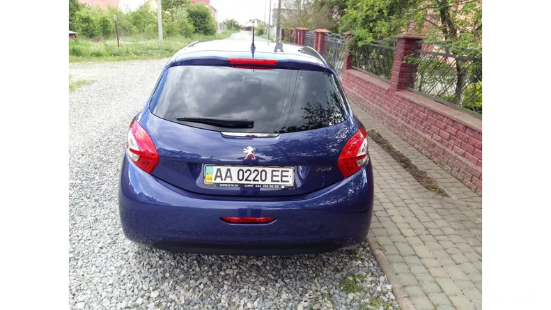 Peugeot 208 2014 - 15