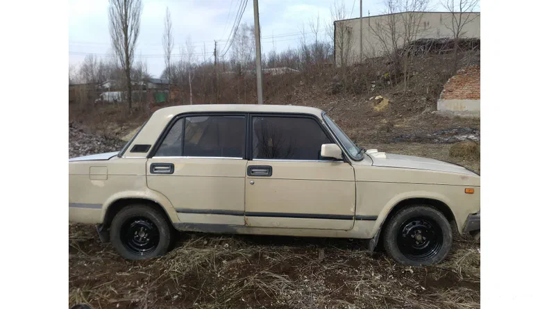 Lada (ВАЗ) 2107 1988