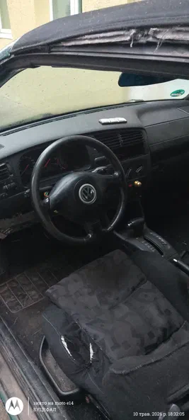 Volkswagen Golf 2000 - 2