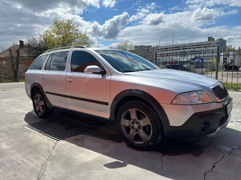 Skoda Octavia 2008 - 1