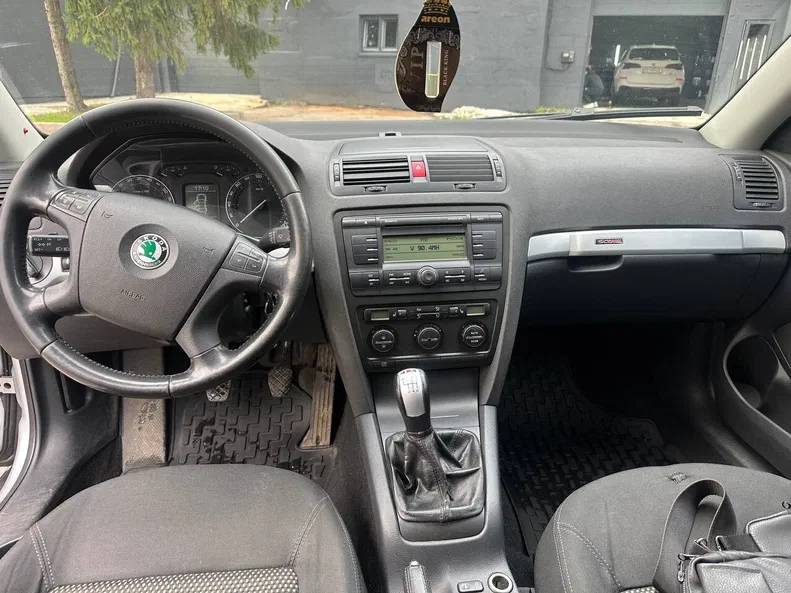 Skoda Octavia 2008 - 7