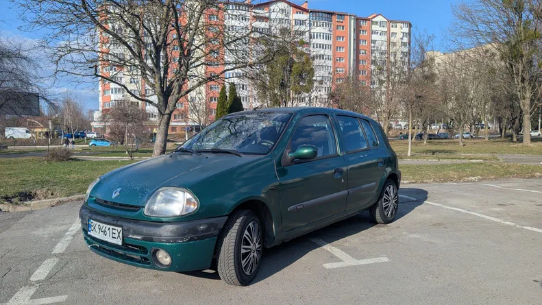 Renault Clio 2000 - 3