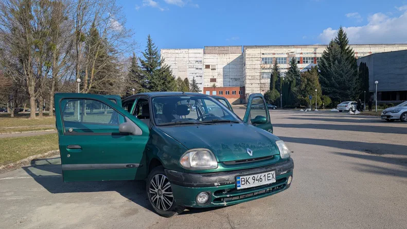 Renault Clio 2000 - 2
