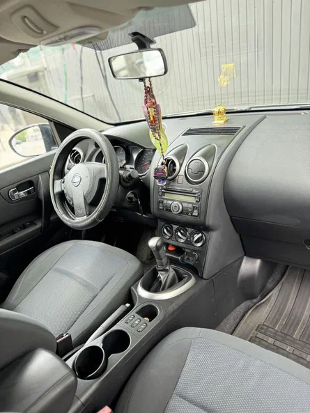 Nissan Qashqai+2 2010 - 5