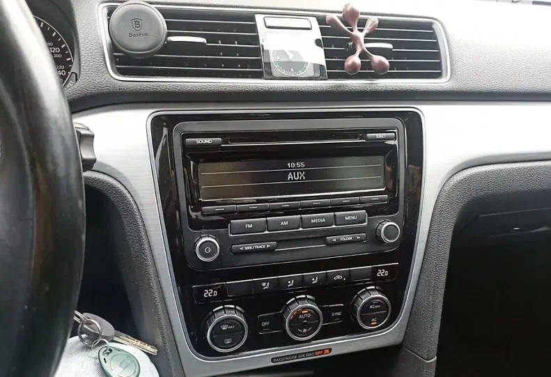 Volkswagen Passat 2011 - 8
