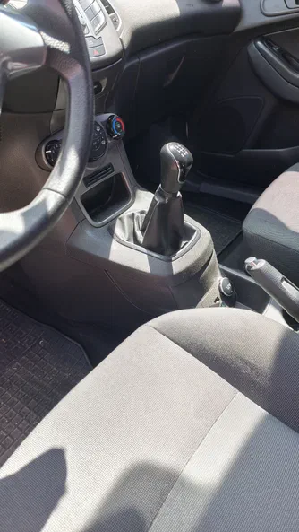 Ford Fiesta 2013 - 5