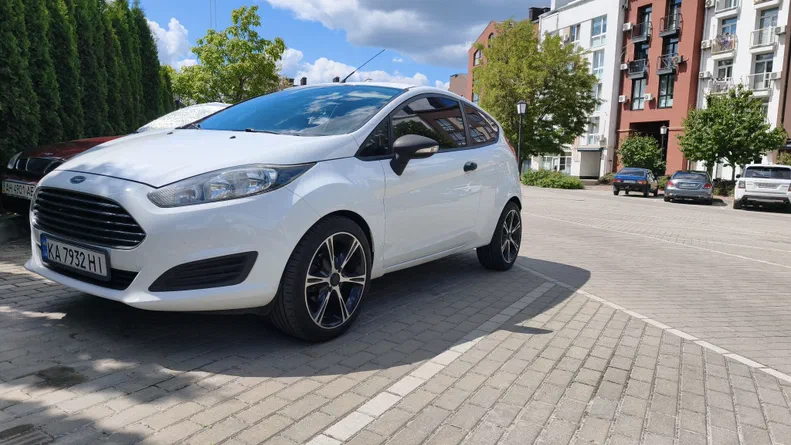 Ford Fiesta 2013 - 1