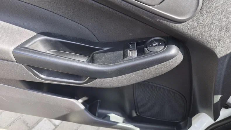 Ford Fiesta 2013 - 10