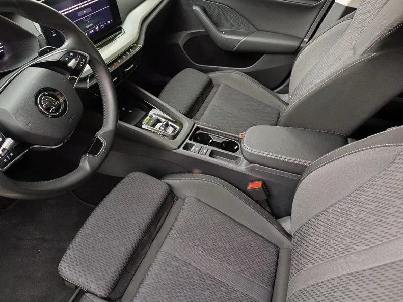 Skoda Octavia 2021 - 11