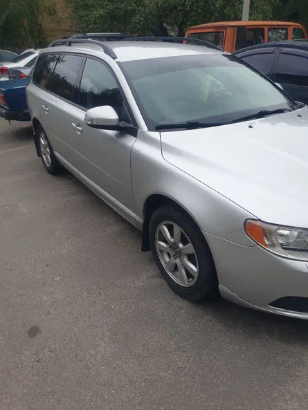Volvo V70 2011 - 3
