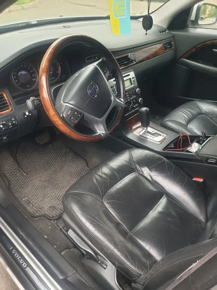 Volvo V70 2011 - 7