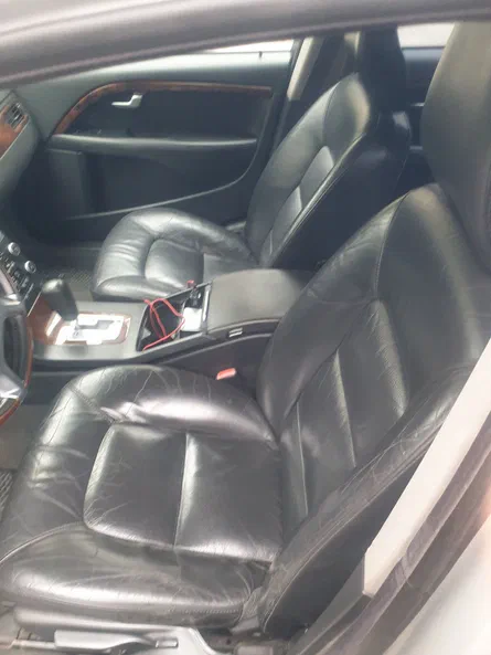 Volvo V70 2011 - 8