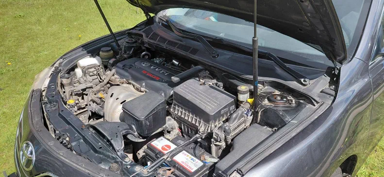 Toyota Camry 2010 - 14