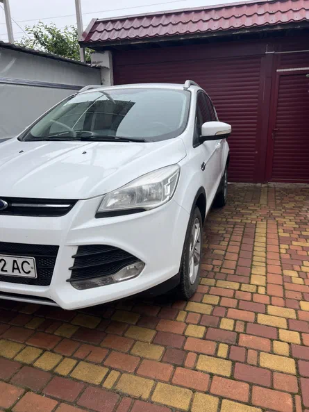 Ford Kuga 2013 - 1