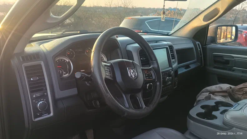 Dodge RAM 2015 - 8