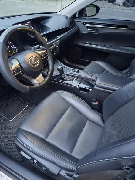 Lexus ES 2017 - 15