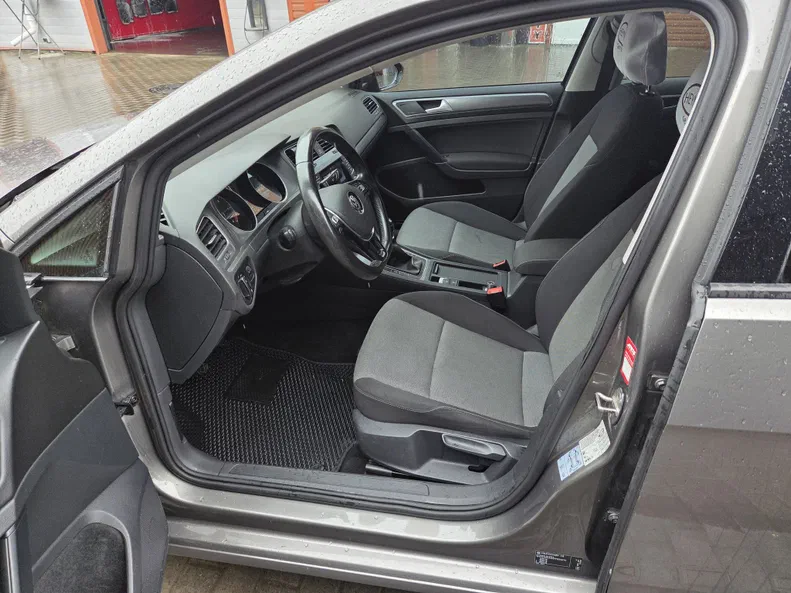 Volkswagen Golf 2015 - 18