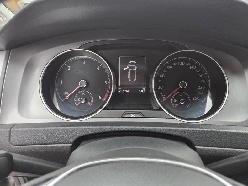 Volkswagen Golf 2015 - 20