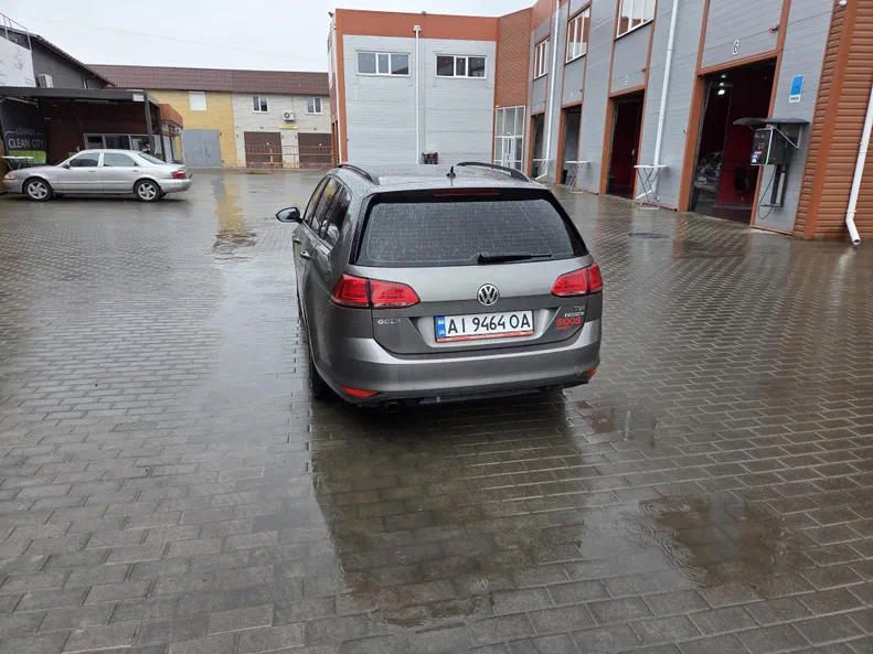 Volkswagen Golf 2015 - 1