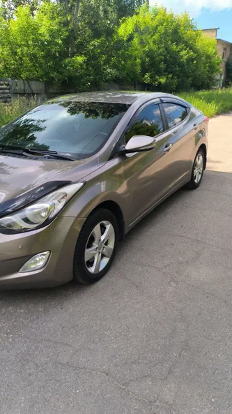 Hyundai Elantra 2012 - 4
