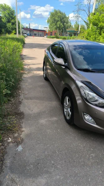 Hyundai Elantra 2012 - 5