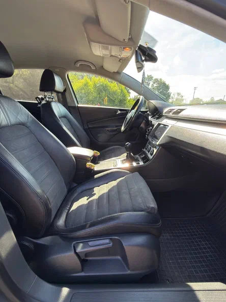 Volkswagen Passat 2008 - 9