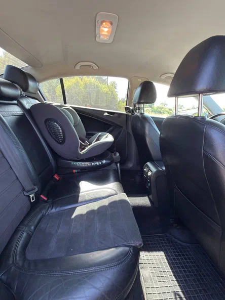 Volkswagen Passat 2008 - 4