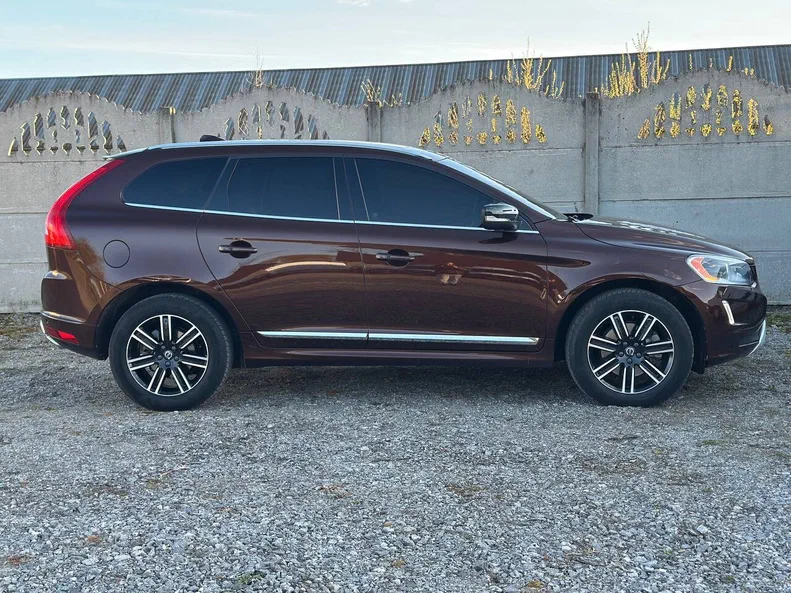 Volvo XC60 2017 - 7