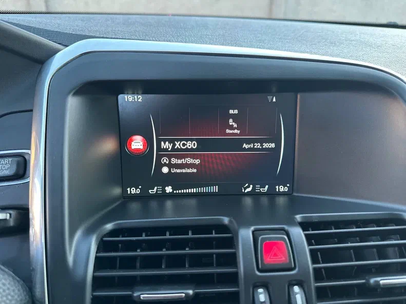 Volvo XC60 2017 - 16