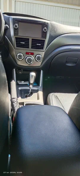 Subaru Forester 2010 - 17