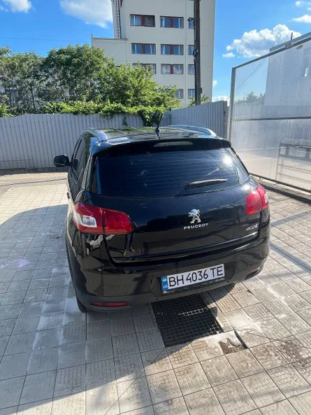 Peugeot 4008 2012 - 4