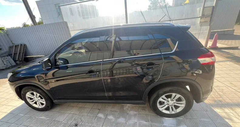 Peugeot 4008 2012 - 2