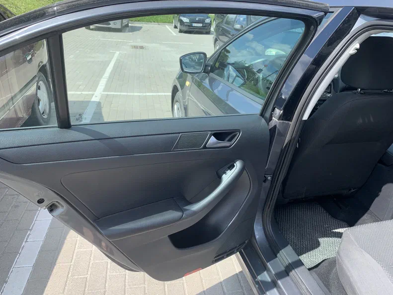 Volkswagen Jetta 2014 - 8