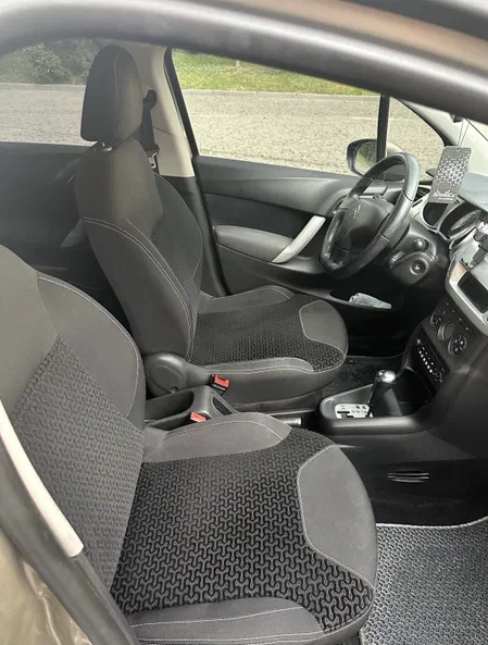 Citroen C3 2010 - 5
