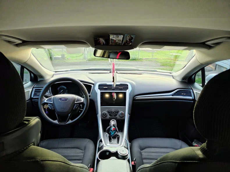 Ford Fusion (North America) 2016 - 11