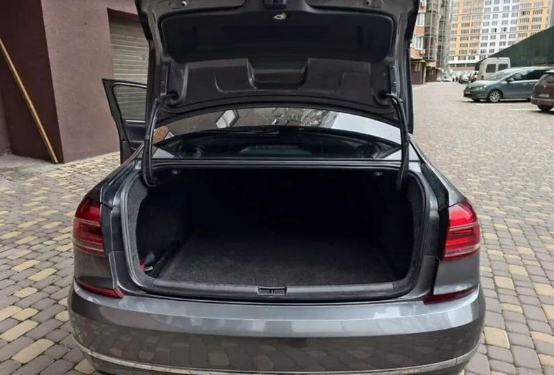 Volkswagen Passat 2016 - 17