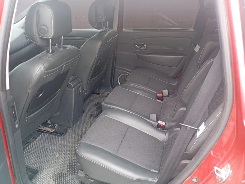 Renault Megane 2011 - 6
