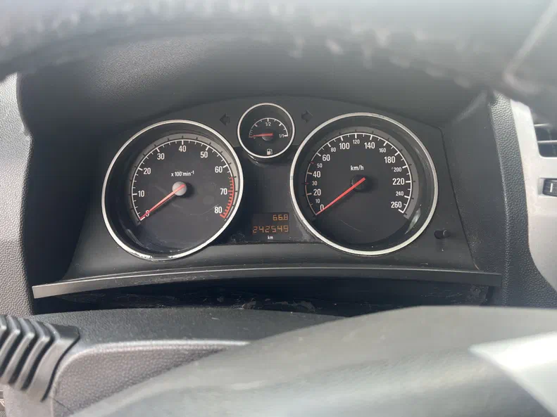 Opel Zafira 2009 - 6