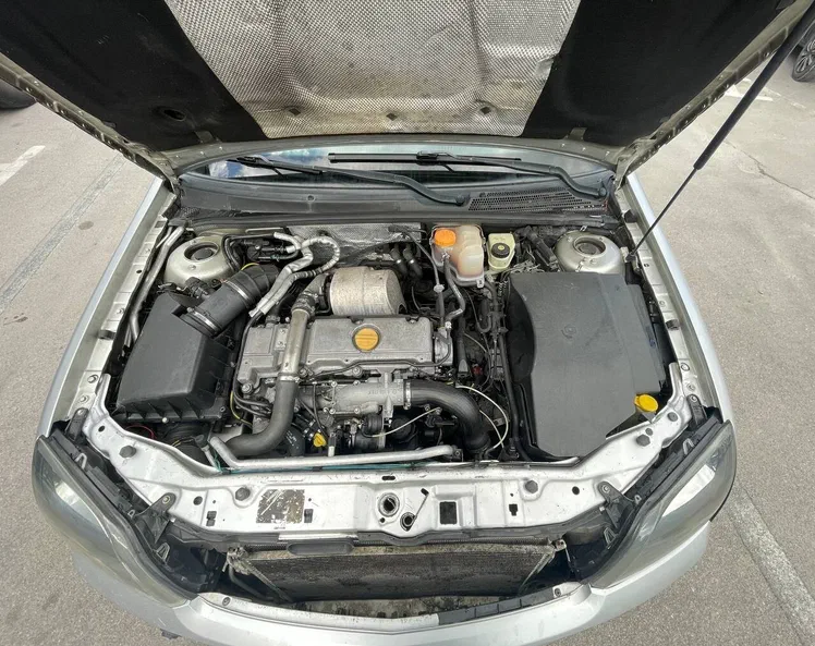 Opel Vectra 2002 - 8