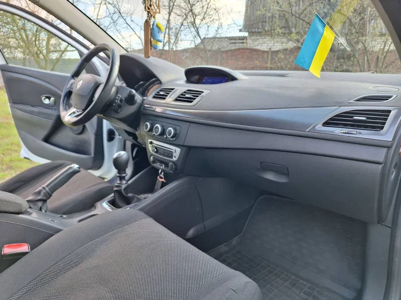 Renault Megane 2014 - 8