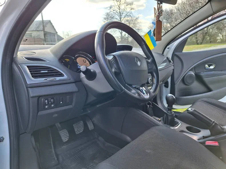 Renault Megane 2014 - 7