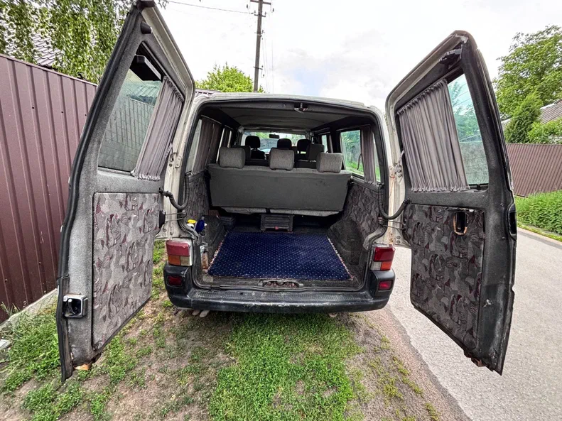 Volkswagen Transporter 2001 - 6
