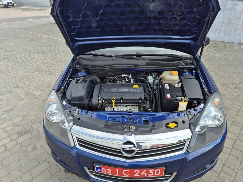 Opel Astra 2009 - 15