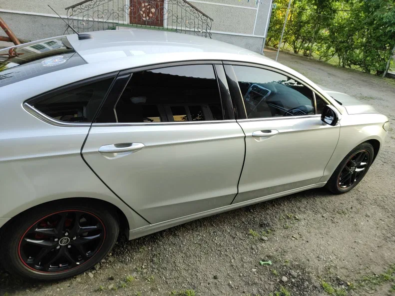 Ford Fusion (North America) 2016 - 6