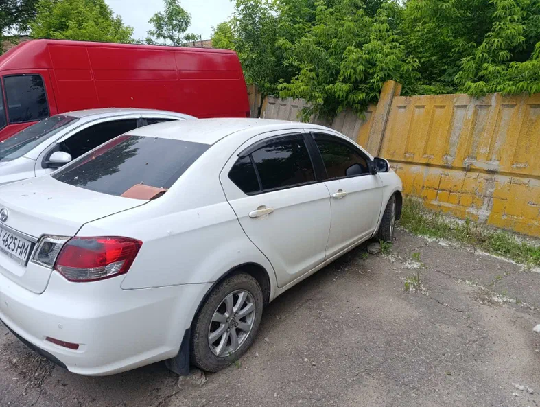 Great Wall Voleex C30 2012 - 1