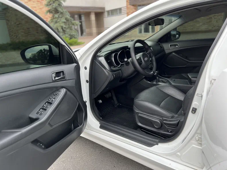 Kia K5 2014 - 8