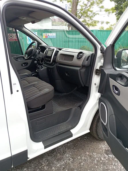 Renault Trafic 2017 - 5